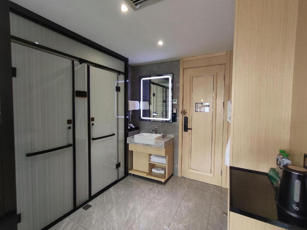 Lanzhou Hualian Hotel Buitenkant foto